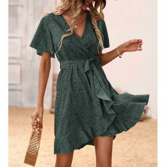 Leopard Print Butterfly Sleeve Belted Mini Dress - Picture 6 of 8